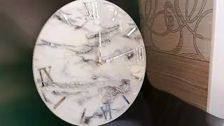 How to Make an Epoxy Resin Clock // Handmade Wall Clock