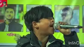 ভাইরাল ইকবাল বাইনারি বালে গান গাইলেন