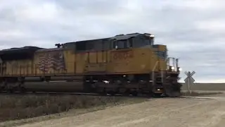 Awesome Catch! Dual Union Pacific EMDs Pull CN Oil Train Westbound Towards Winnipeg! (11/02/2019)