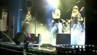 Gia's Fix perform the cover Barracuda by Heart