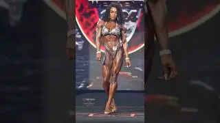2024 Mr Olympia finals Lola Montez Figure IFBB Pro #bodybuilding #proleague #figure