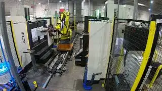 iA-ROBOTICS - Machine Tending - Robot Rail System