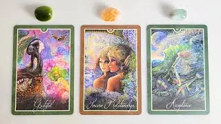 Who Is Thinking Of You?!🔮| Pick A Card Tarot Reading