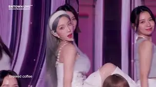 TAEYEON 태연 2022 SMTOWN Concert - WEEKEND Fancam