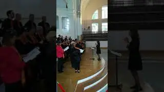 Probe in Sankt Petersburg, Weit, weit weg