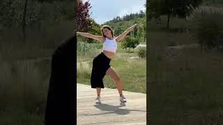 Бачата соло🍒 #bachata #бачатауроки #bachatasolo #bachataladystyle #bachatatutorial #georgia