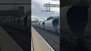 Harborough station class 66 66602 freightliner with 3 tones thanks you DRIVER with girlfriend 5/5/23