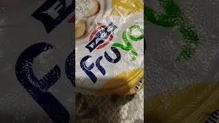Merenda insieme! Yogurt Fage fruyo super consigliato!  #perte #foodstagram