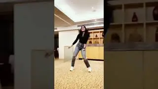 Kadhal mannana😍 |Actress anagha insta reels|#dikkiloona #anagha #trending #shorts