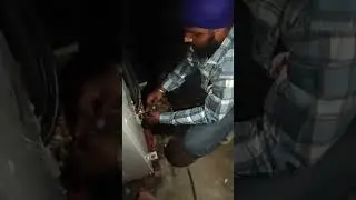 ductabal AC gas release after vacuum #actechnician #funny #lifeisbutadream #diakin comitioning