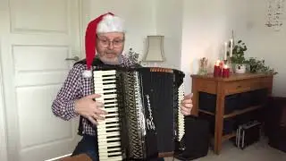 Højt fra træets grønne top #513 af Peter Faber og Emil Horneman