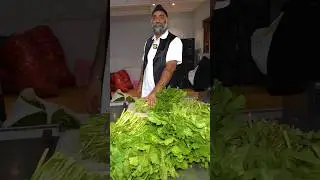 Delhi&rsquo;s Sardar Ji Selling Winter Special Pind Wala Sarson Da Saag Rs. 150/- Only #delhifood #shorts