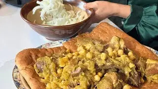 Cooking Afghan Do Piaza | Classic Lamb Meat Dish Over Afghan Bread