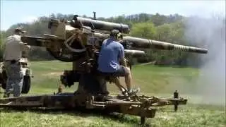 Shooting German Flak 36 88 mm