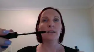 Younique 3D Mascara Application with Nicola Porter