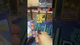 LUCKYYYYY MINI TIN! may need to lol more at the club #pokemoncards #cardopening #151pokemon