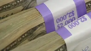 Expert gives tips to avoid debt collectors from taking stimulus money