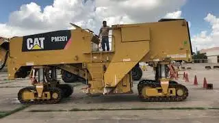 CATERPILLAR PM201(COLD PLANER) DEMOLEDORA DE ASFALTO video 01 de tres videos