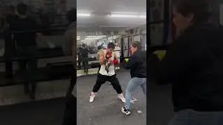 ALAN GARCIA FIRING LASER SHARP PUNCHES WHILE WORKING PADS WITH COACH GEE