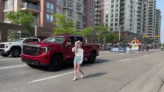 CALGARY  ALBERTA STAMPEDE PARADE FULL - -   CALGARY ALBERTA, DESFILE DE ESTAMPIDA COMPLETO