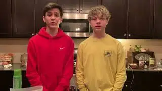 Baking an awful cake with friends