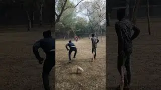 Running catch #trend #trending #viraltrend #viralshort #crickettrend #cricketshorts #ytshorts #yt