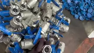 Stainless steel valve.Materials: 304L, 316,316L