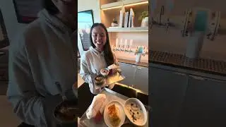 ЭТОТ ЗАЛ КЛАССНЫЙ! #dfw #capitalone #airportlounges #airport #travel #creditcard #venturex