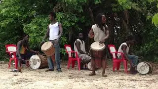 BOLOKONONTON. Meaning 9 hand & fingers. A Rhythm from a Dundunba family of the Malinke people.