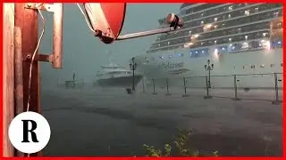 Paura a Venezia, nave da crociera in difficoltà per il maltempo sfiora uno yacht ormeggiato