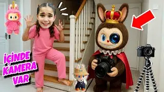 EYVAH ELİF LABUBUYU HAVUZA ATTI ‼️ GÖZLERİNDE KAMERA VAR BİZİ TAKİP EDİYOR !! 