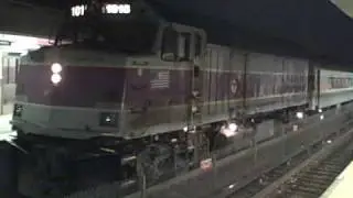 Haverhill-bound MBTA 1015 F40PH engine 5-car train at Malden Center! 10/22/09