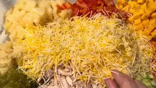 Салат из макарон с курицей &mdash; это так вкусно!