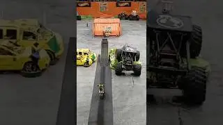 Motocross Front Flip @ Hot Wheels Monster Trucks Live