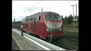 215 060 mit Dampfheizung und Voithl&uuml;ftern auf Probefahrt, Schrottlokzug Mitte 2000