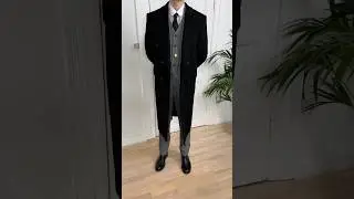 How to dress like Tommy Shelby in Peaky Blinders 🕵️&zwj;♂️ #mensstyle #menswear #tommyshelby