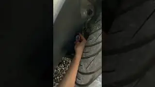 СНЯТИЕ ПОДКРЫТИЯ КОЛЕСНОЙ АРКИ
