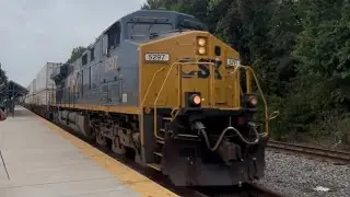 CSX and Amtrak on light rain cloudy day 9/27/2025 with @Trainfan2435 @calebtrains2261 @CSXfan618 