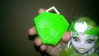 pr&eacute;sentation de mes poup&eacute;es Monster High