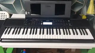 under-packaging of the Yamaha PSR - E383 synthesizer