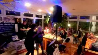 'Ham' Kummst' - Evi & Patty - am 1.9.2017 im Illertissener 'Cafe' Carina'.