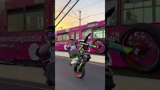 🏍 #bike #fastlife #life #live #stunt #driveit #pink