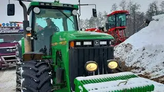 JOHN DEERE 8400 VS. 40T