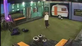Big Brother 8 UK: Tracy Breaks Down Over A FAG