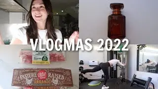 VLOGMAS: slow morning, legs & butt workout + more cooking!