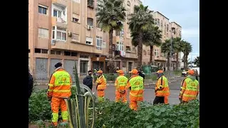 ساكنة خرجو من العمارة ..بعدما سمعو صوت تشققات ...سمعو السبب 