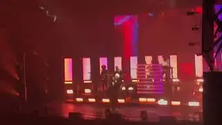 Pet Shop Boys - Single-Bilingual / Se a Vida e - live @ Arcimboldi, Milan, Italy 2022