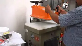 Suajadora semi automatica 12 ton