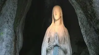 LOURDES, TIERRA DE MARÍA