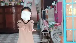 Ng&agrave;y Nghỉ Học Nị Ngủ Nướng Em Thư Tới Nh&agrave; K&ecirc;u Cửa V&ocirc; M&ugrave;ng L&ocirc;i Ra Lu&ocirc;n#emlymientayVlog 